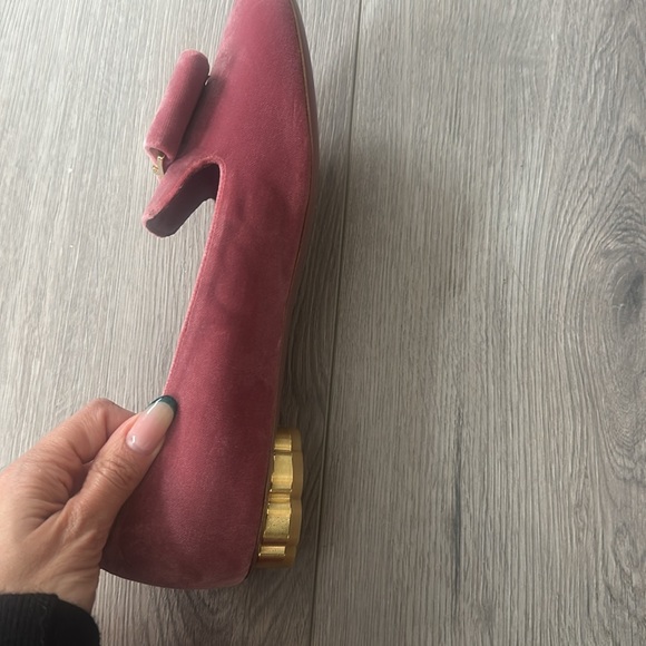 Ferragamo Flats -NEW - Picture 6 of 7